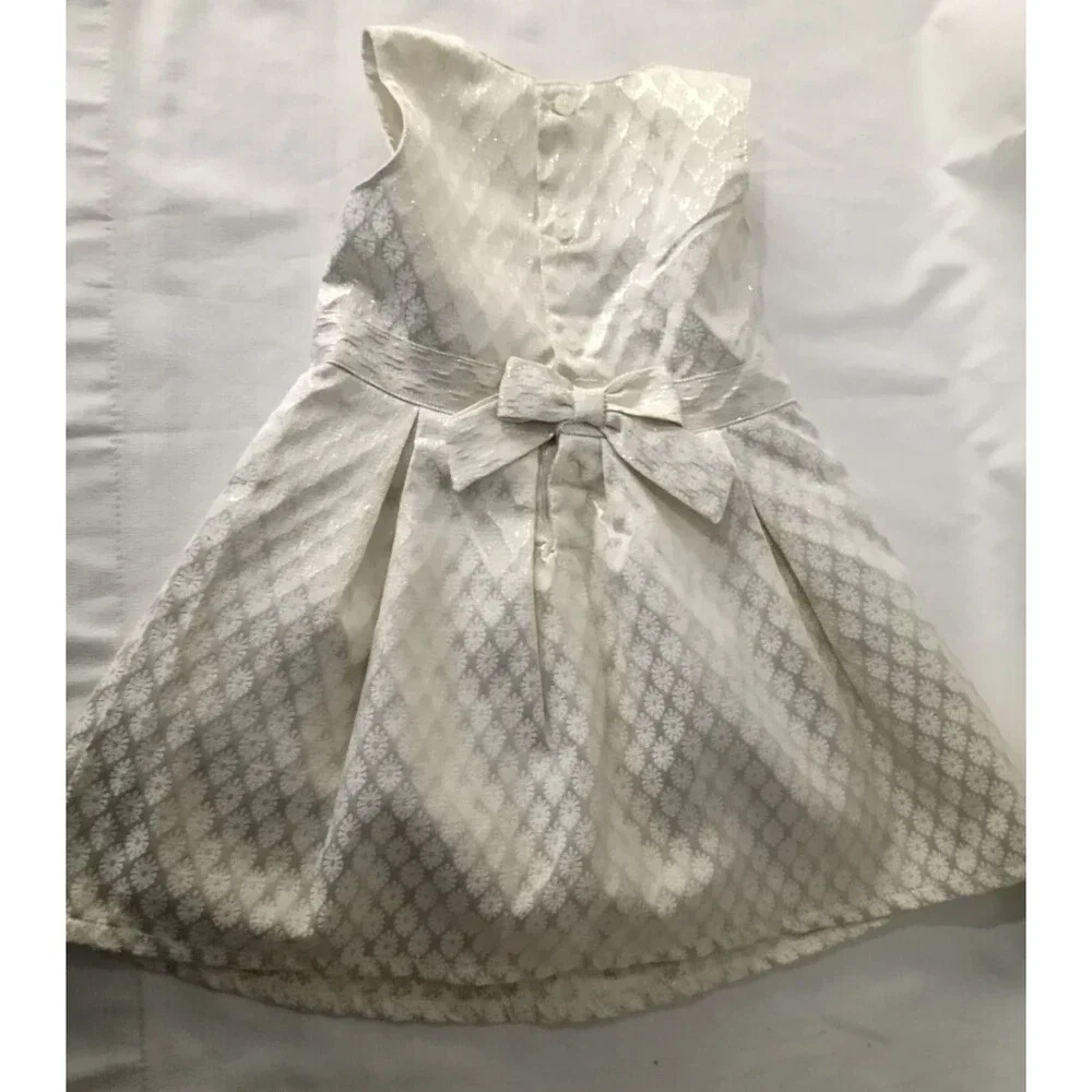Carter's Baby Girls 18M Silver White Metallic Jacquard Pleated Holiday Dress
